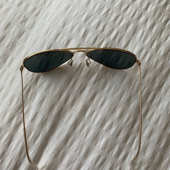 Ray-Ban aviators - Picture 2 of 4